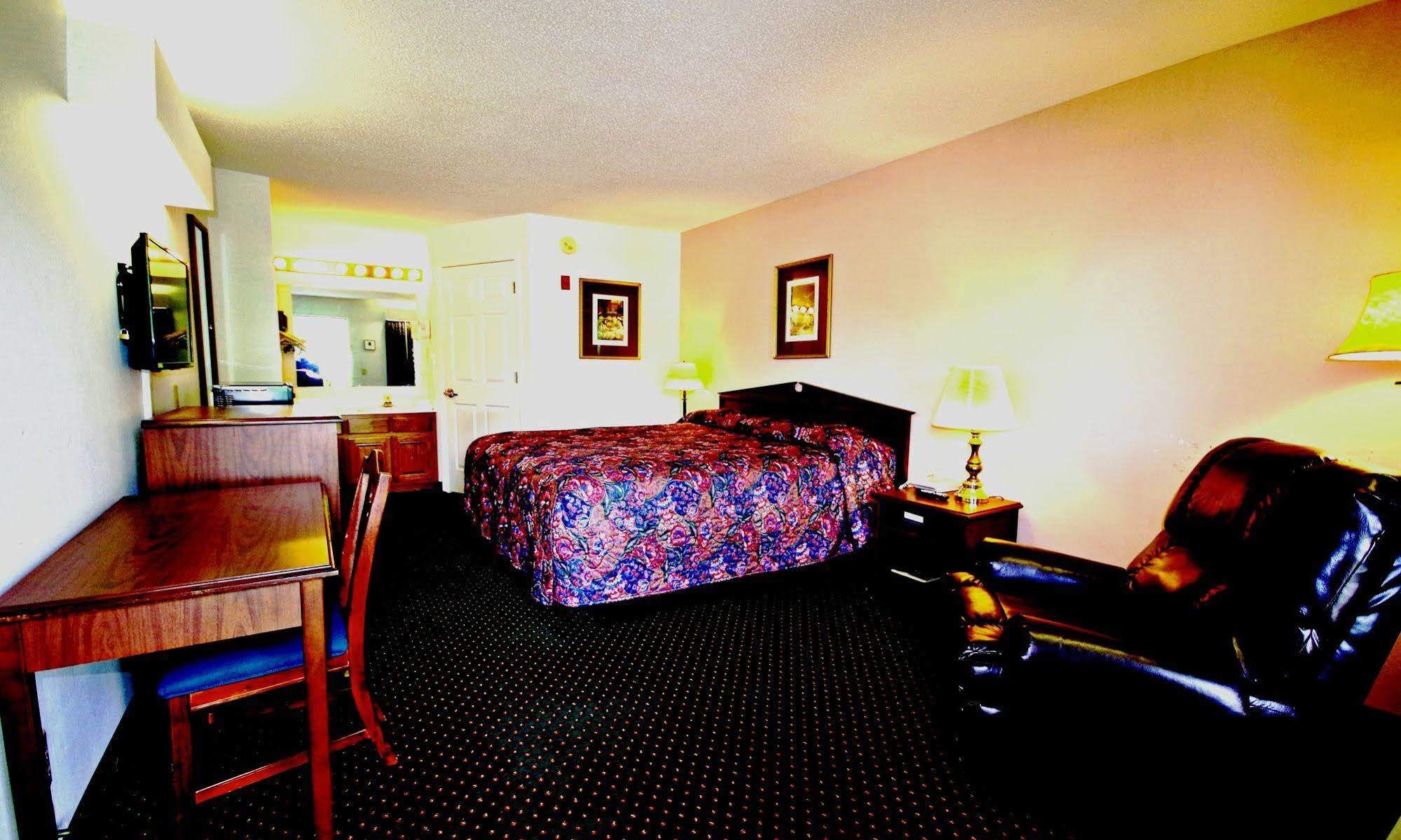 American - Hotel